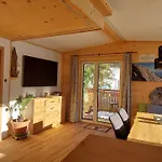 木屋 Panoramaplatzl *