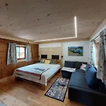 Panoramaplatzl 木屋